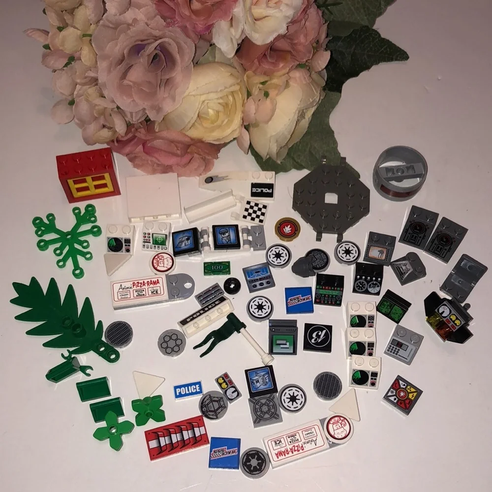 LEGO ACCESSORIES LEGO COMPUTER LEGO PARTS Star Wars LEGO City Sets